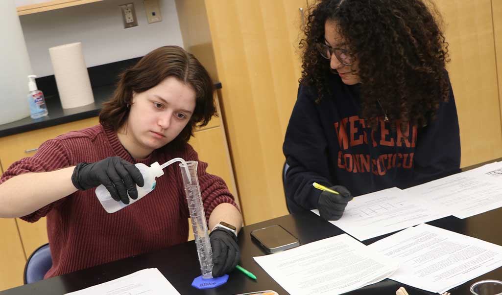 WCSU Chemistry Class